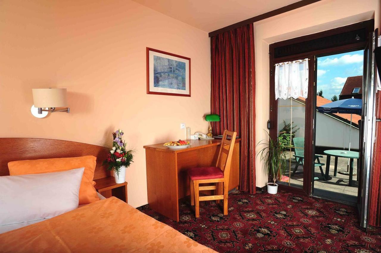 Hotel Park Průhonice